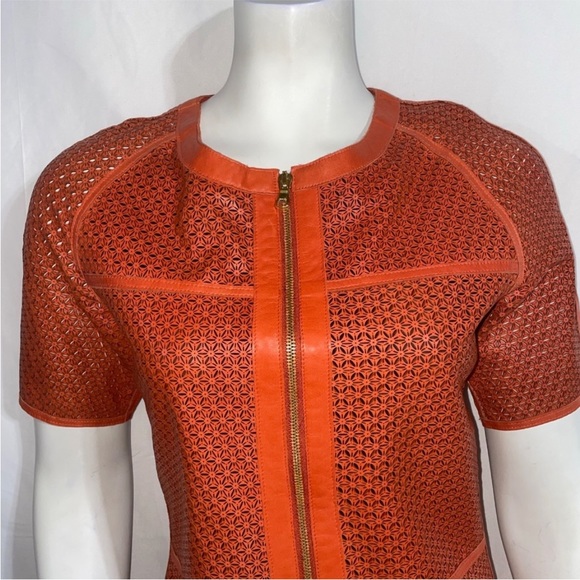 RARE $1150 Veronica Beard laser cut Leather Dress Full Zipper Short Sleeve Sz 4 - Picture 6 of 16